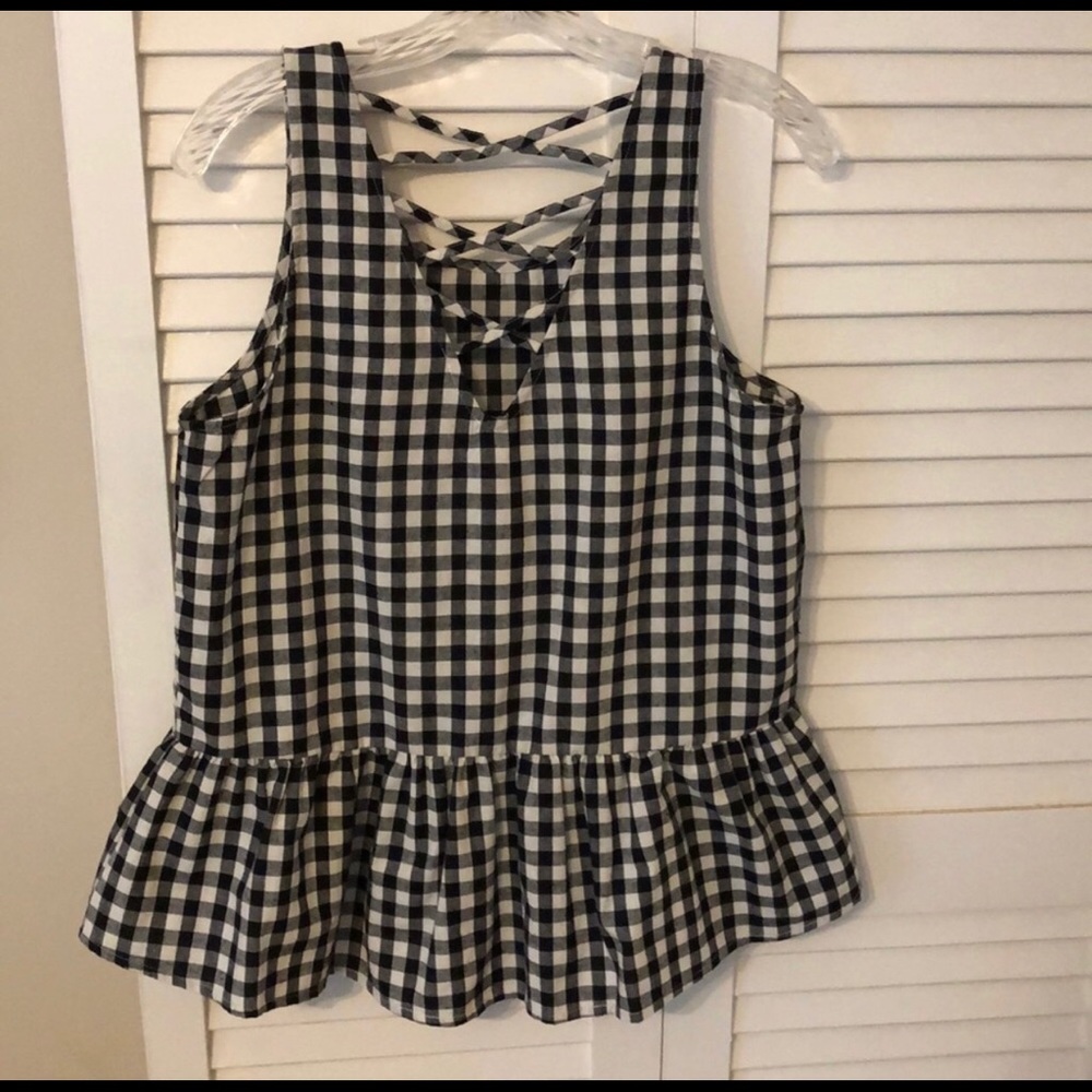 BB Dakota peplum tank with criss cross back - Picture 2 of 3